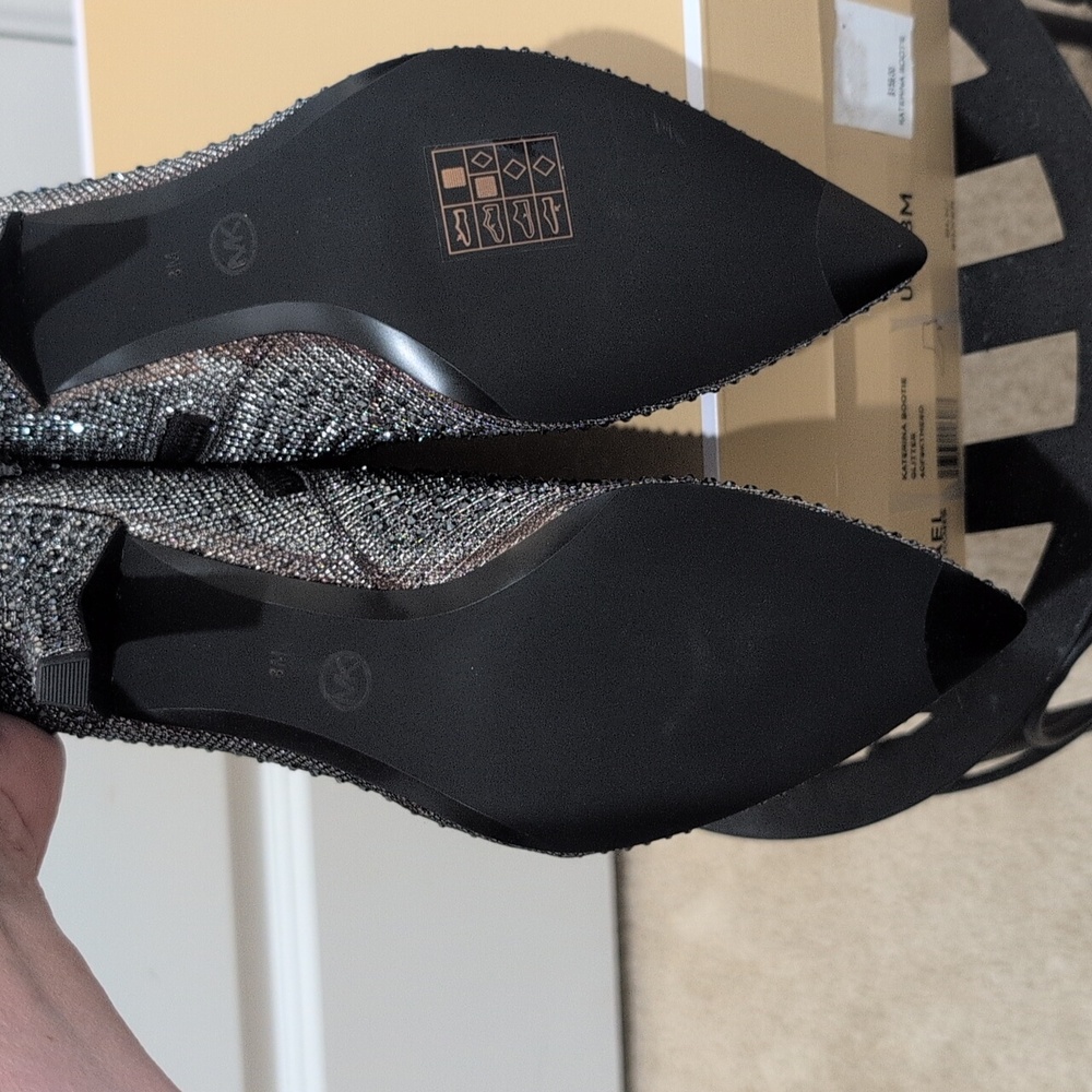 NWT Michael Kors Sparkling Katerina Silver Ankle Booties - Picture 11 of 14